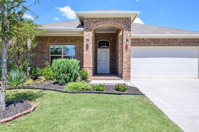 Building Photo - 841 Blackhorse Trl