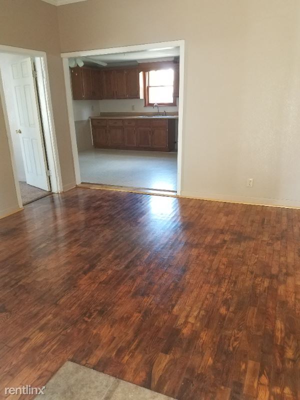 Building Photo - 3 br, 1 bath House - 3820 New London Grave...