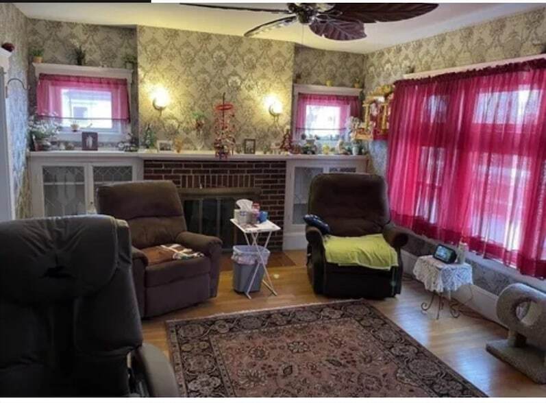 Foto del edificio - 254-256 Boutelle Street Unit 2