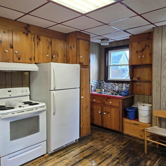 Foto del edificio - 13 Forest St