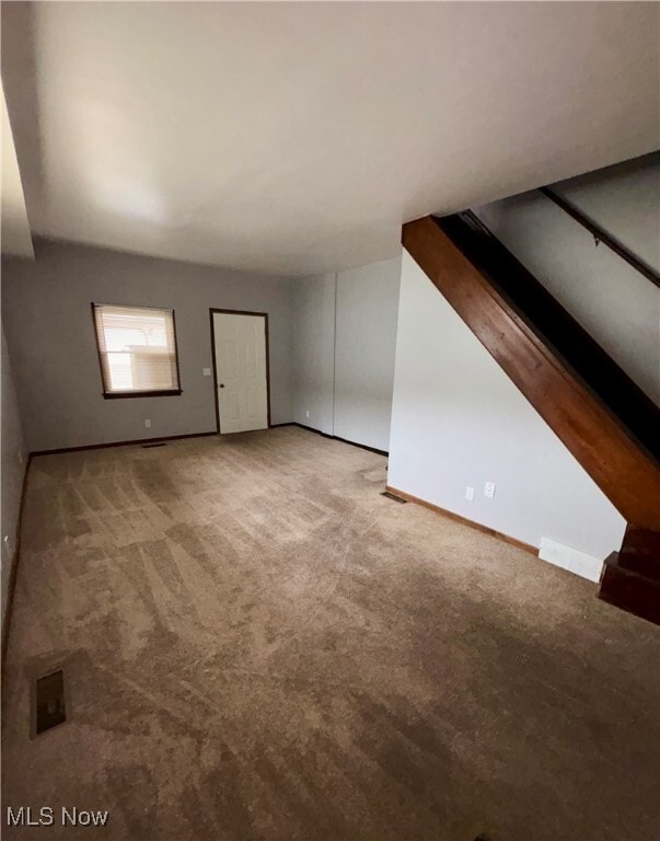 287 Thomas St East Palestine, OH 44413 – photo 3