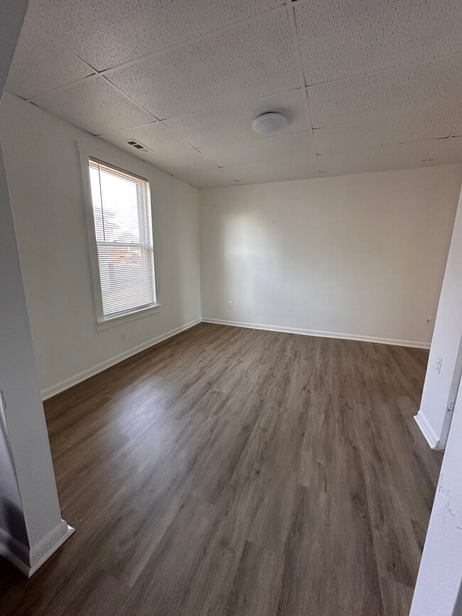 Comedor - 3319 Campbell Avenue