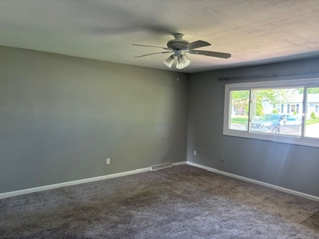 Foto del edificio - Charming 3 Bedroom 1 Bath Ranch Home
