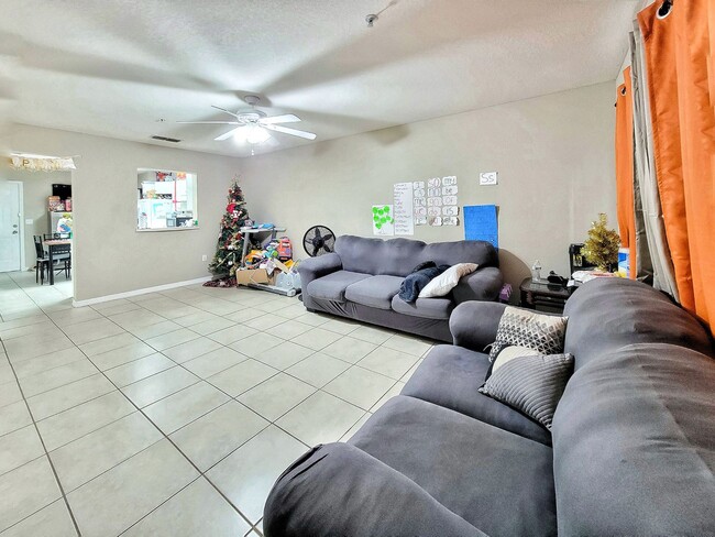 Building Photo - Isabella Park #18 - Pet Friendly!