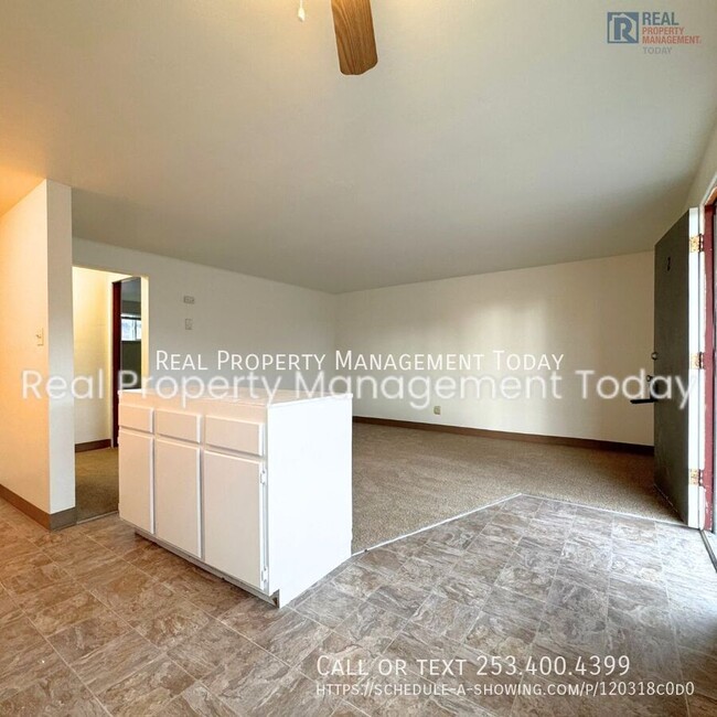 Foto del edificio - Remodeled 1 bed and 1 bath Unit in Tacoma!