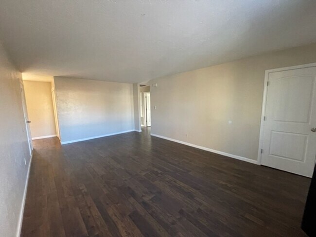 Foto del edificio - Beautiful 3-Bedroom Duplex in a Highly Desirable Grand Junction Location