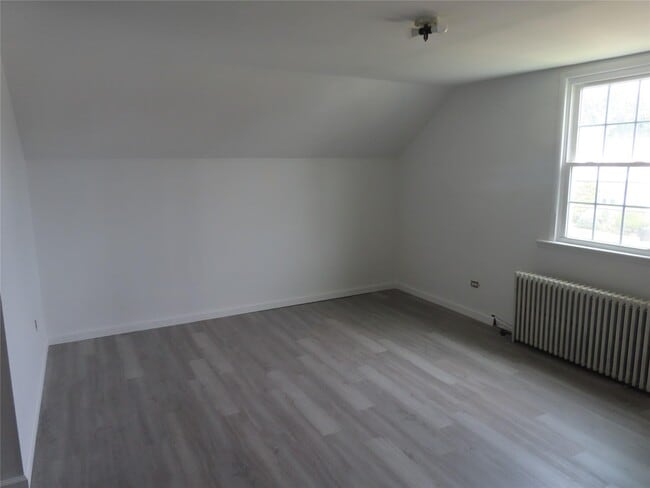 Building Photo - 4 Granada Pkwy