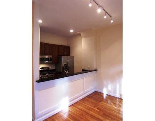 Building Photo - 59 Fort Ave
