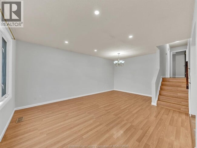 Building Photo - 3700 Wildwood Dr