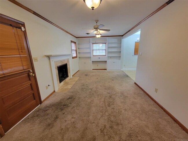 Building Photo - 228 Bellehurst Dr