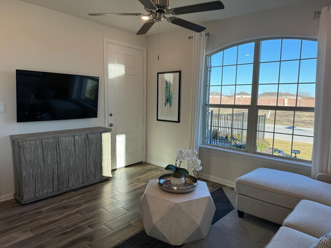 Foto del edificio - 3109 Cottonwood Ln