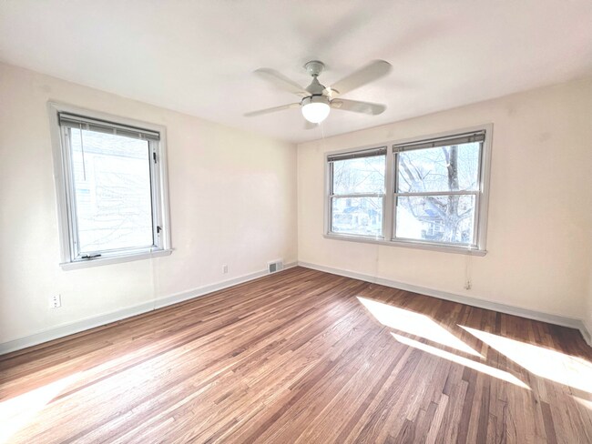 Foto del edificio - 4011 Garfield Ave