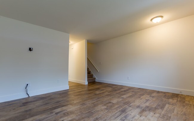 Foto del edificio - 32 Spring Creek Dr