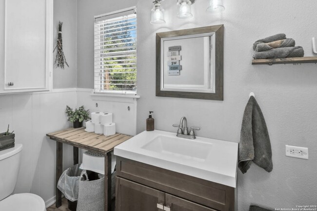 Building Photo - 4131 Bikini Dr