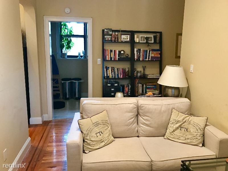 Foto principal - 231 W 18th St