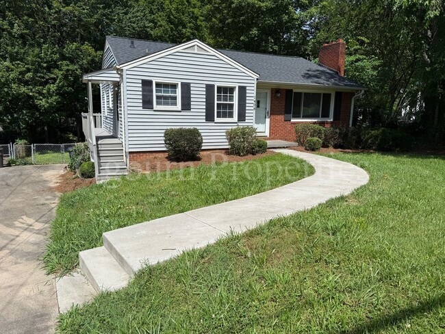 Photo - 1408 KENWOOD STREET House