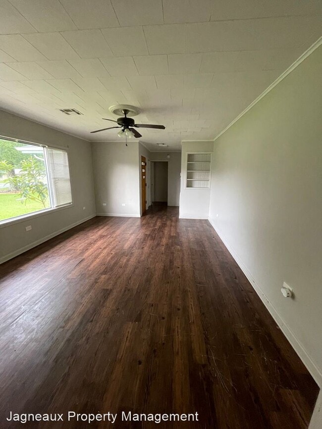 Building Photo - 3 br, 2 bath House - 1013 Invader St