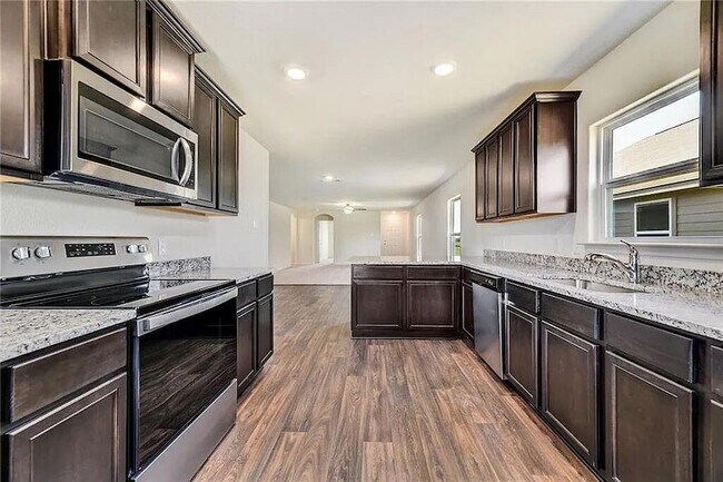Foto del edificio - 18216 Speculator Ln
