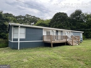 Building Photo - 824 City Pond Rd