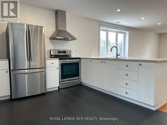 Building Photo - 16246 The Gore Rd