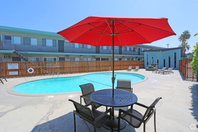 Snapshot of Luxury High-Rise Penthouse Apartments For Rent In El Monte