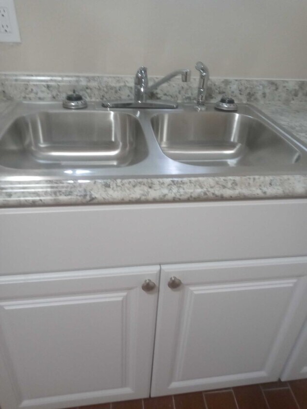 Foto del edificio - 1323 Lamar St