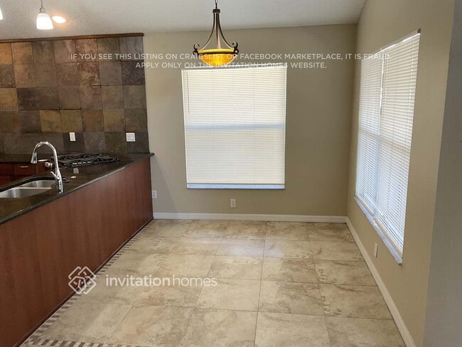 Foto del edificio - 1517 Scotch Pine Dr