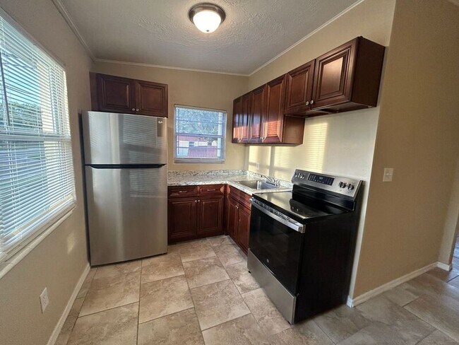 Foto del edificio - 2925 N 46th St