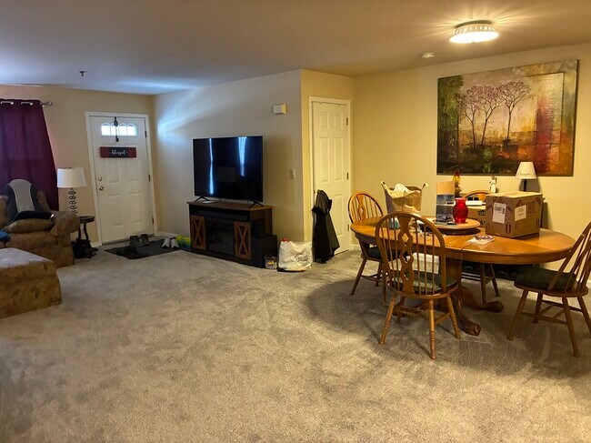 Foto del edificio - 3677 Carman Rd