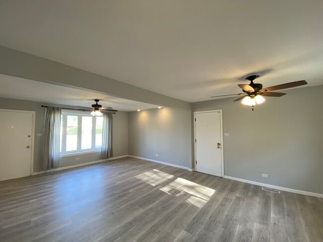 Foto del edificio - 12814 E Playfield Dr