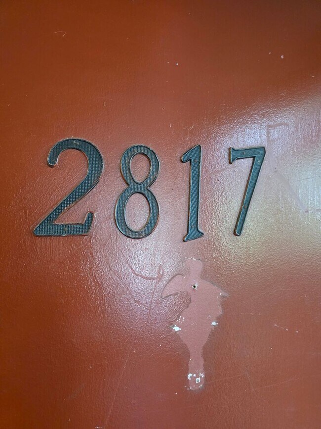 Foto del edificio - 2817 W Queen Ln