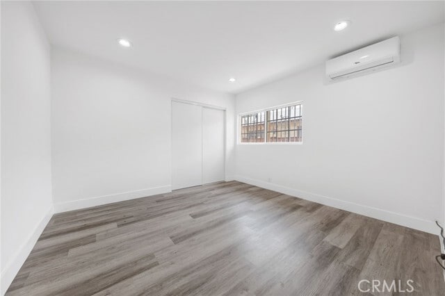 Foto del edificio - 8127 Emerson Pl