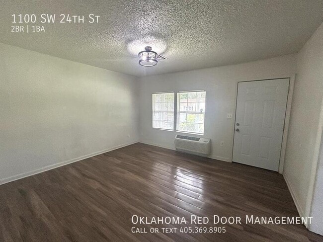 Foto del edificio - 1100 SW 24th St