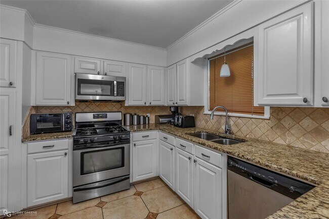 Foto del edificio - Jefferson Paige Home!