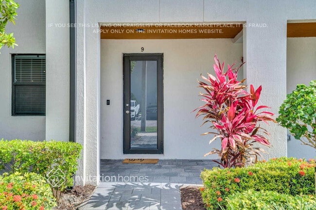 Foto del edificio - 10437 NW 82nd St