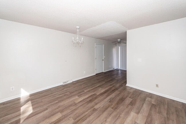 Building Photo - 444 Academy Rd