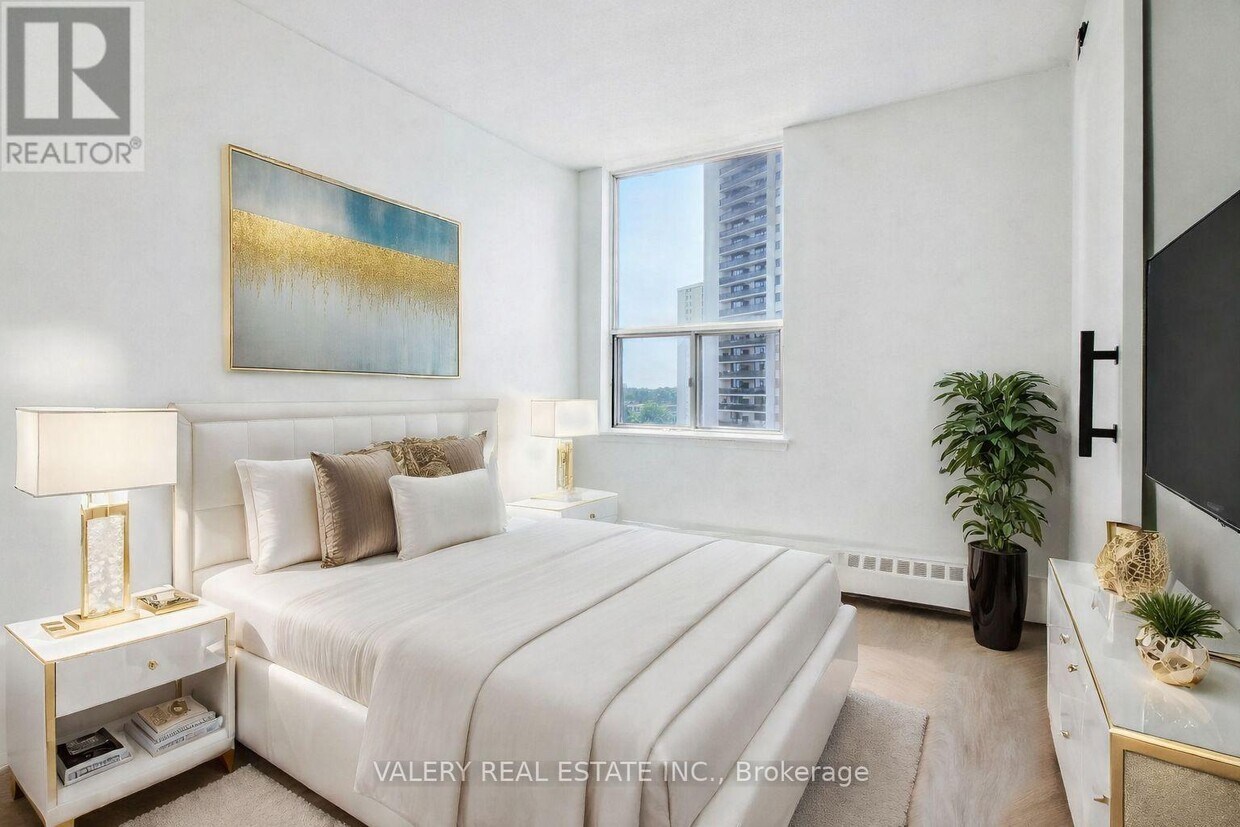 Building Photo - 75 Eastdale Ave