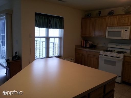 Building Photo - 6710 Meadowlands Cir