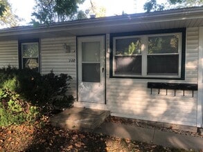 Building Photo - 200 S Grove St