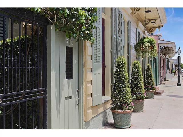 Foto del edificio - 919 Dauphine St