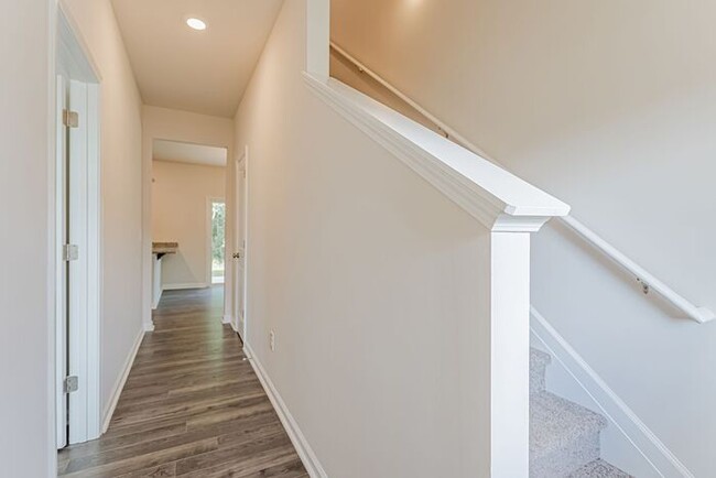 Building Photo - Large Home in Peachtree Park Duncan