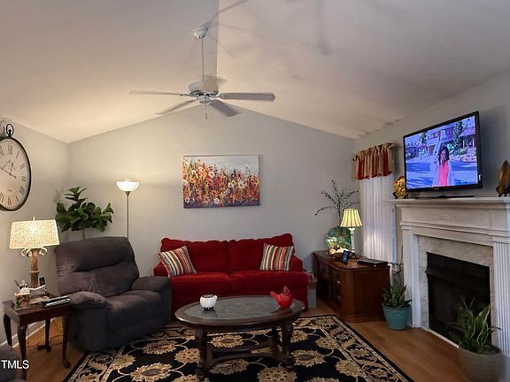 Building Photo - Build Equity While Leasing - Lease and Own...