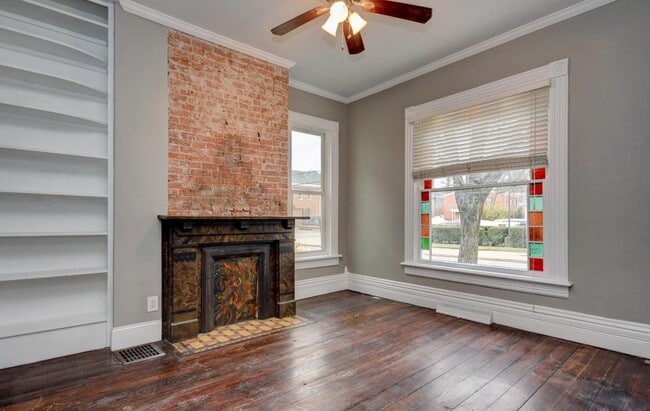 LIVING ROOM - 1021 Madison Ave