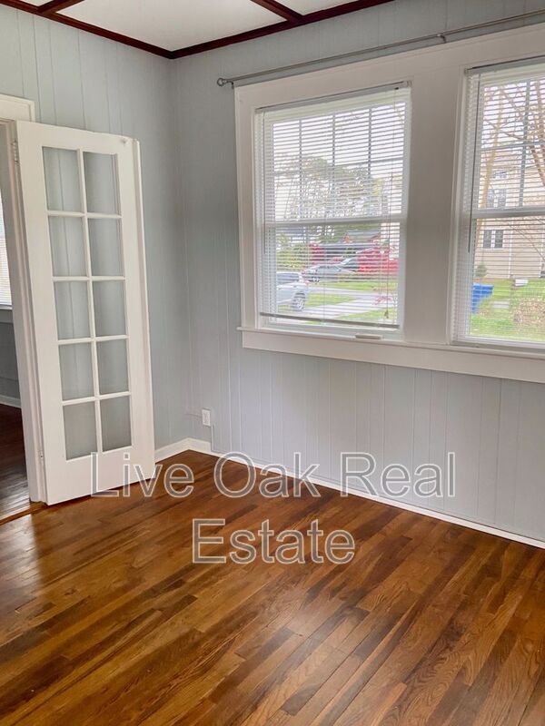 Building Photo - 4964 Athens Blvd