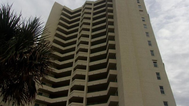 Foto del edificio - 3315 S Atlantic Ave