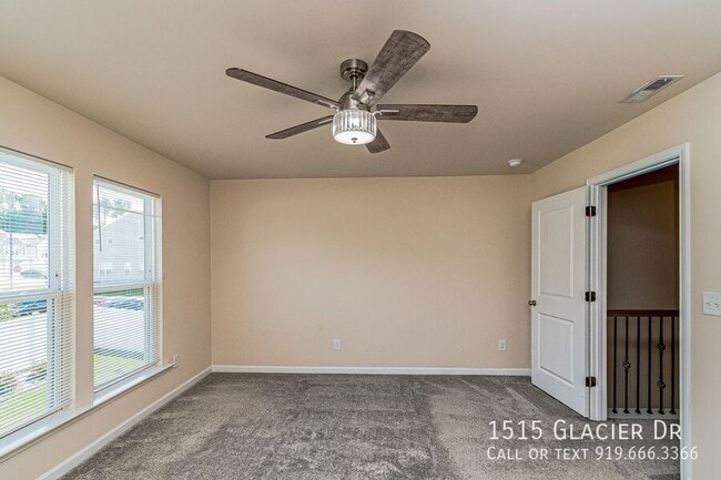Foto del edificio - 1515 Glacier Dr
