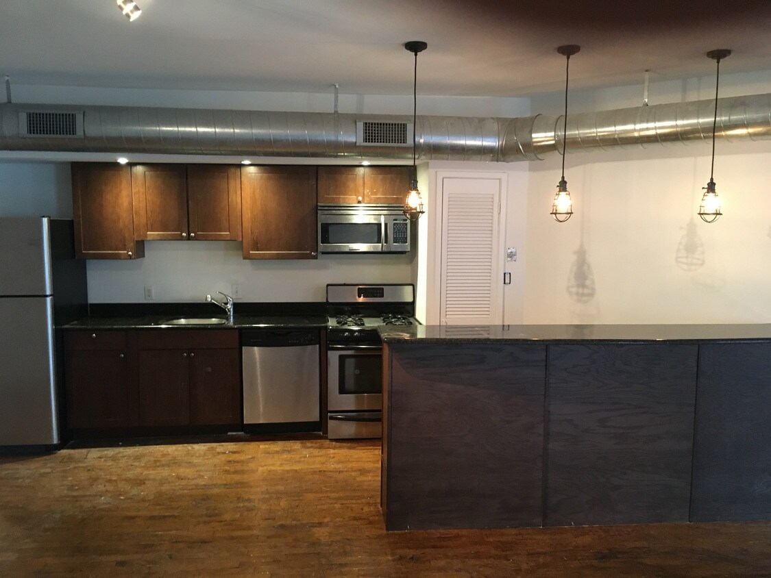 Primary Photo - 307 N 3rd St