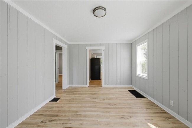 Foto del edificio - 4318 Spann Ave