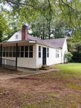 Building Photo - 1067 Constitution Rd SE