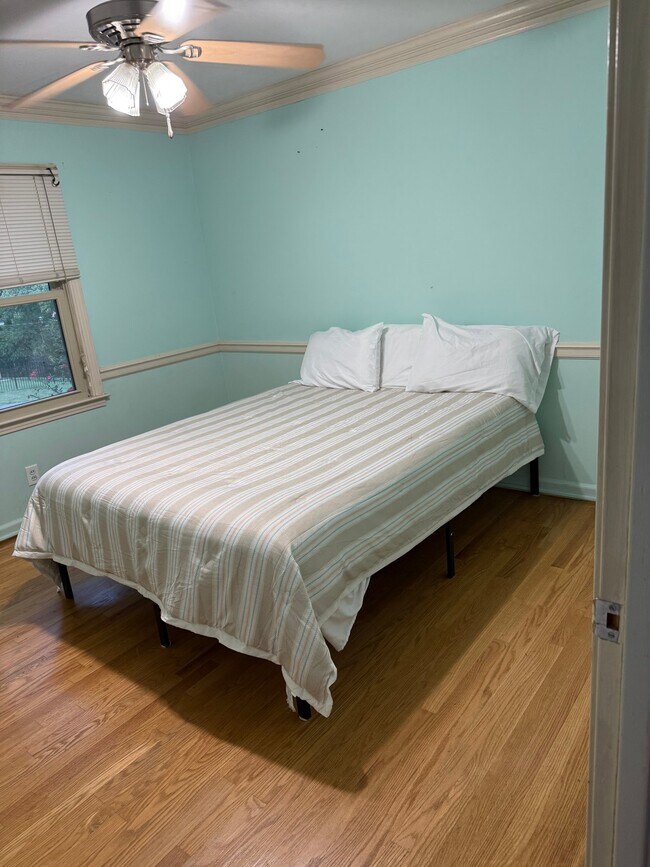 Foto del edificio - 212 White Oak St